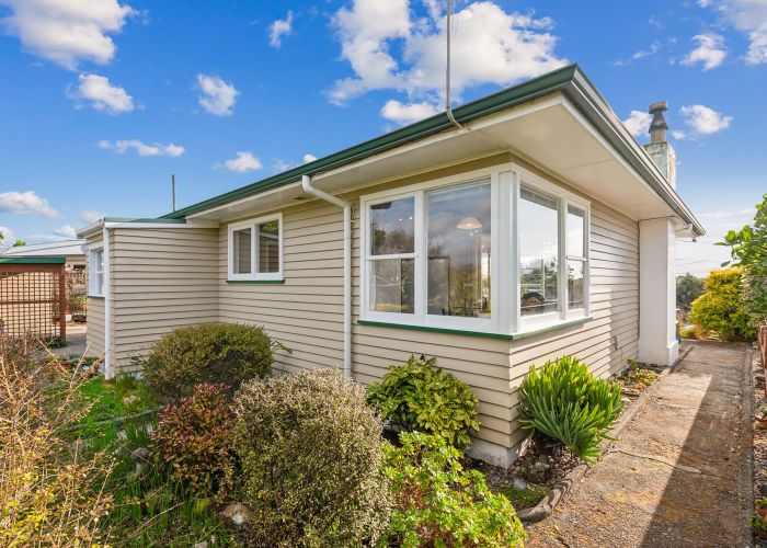  at 8 Francis Road, Paraparaumu Beach, Paraparaumu