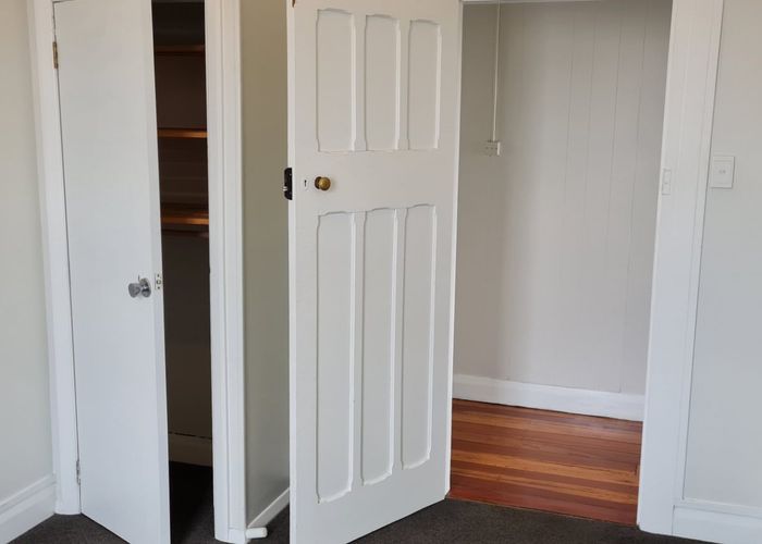  at 38 Hooks Road, Manurewa, Auckland