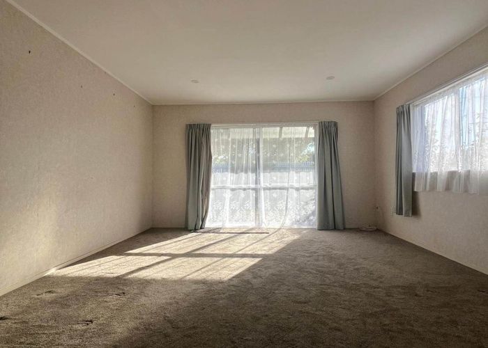  at 1/43 Holly Street, Avondale, Auckland City, Auckland