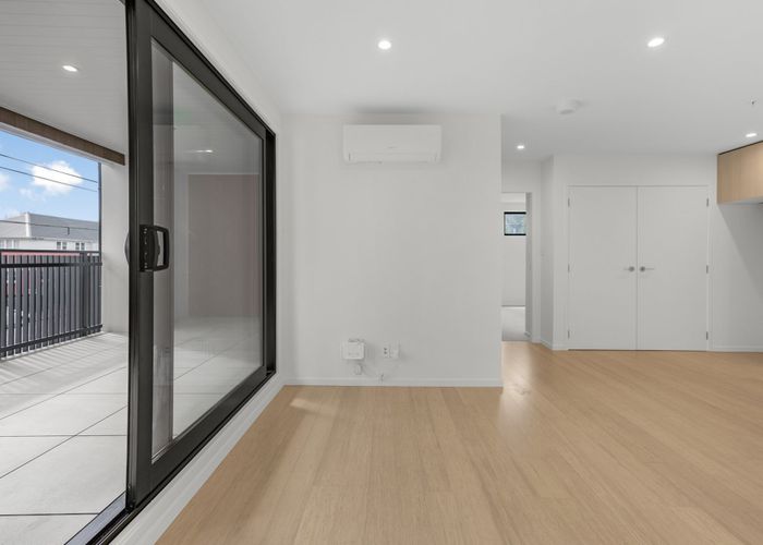  at 11/200 Knights Road , Lower Hutt, Lower Hutt, Wellington