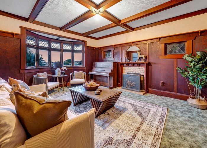  at 4 Kitchener Terrace, Moturoa, New Plymouth, Taranaki