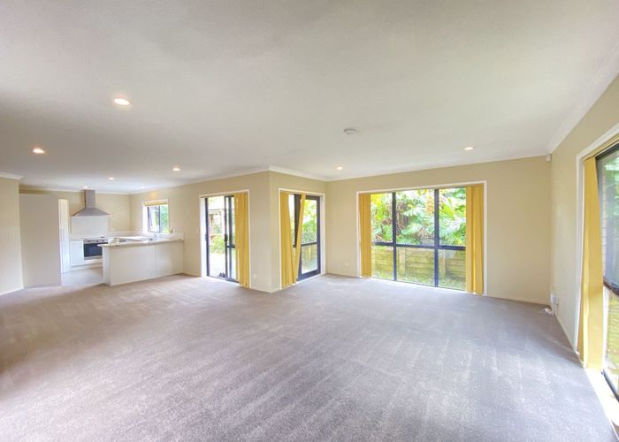  at 9A Bond Crescent, Forrest Hill, Auckland