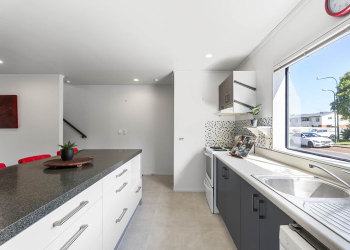  at 3 Elwarth Way, Ranui, Waitakere City, Auckland