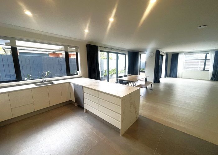  at 16A William Ave, Greenlane, Auckland City, Auckland