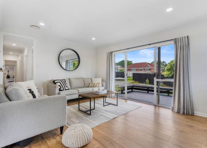  at 35 Fairclough Road, Beach Haven, North Shore City, Auckland