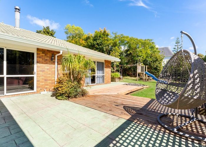  at 4 Cloverfields Drive, Waimauku, Rodney, Auckland