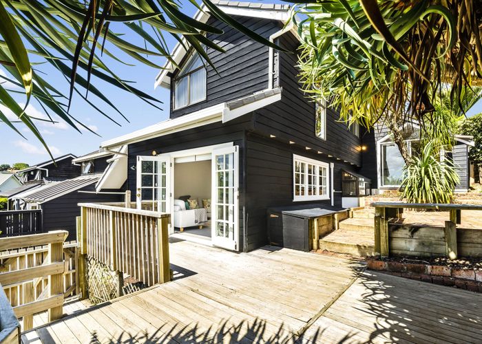  at 1/159 Orakei Road, Remuera, Auckland