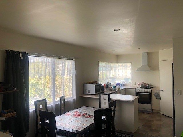  at 7 Rook Place, Unsworth Heights, Auckland