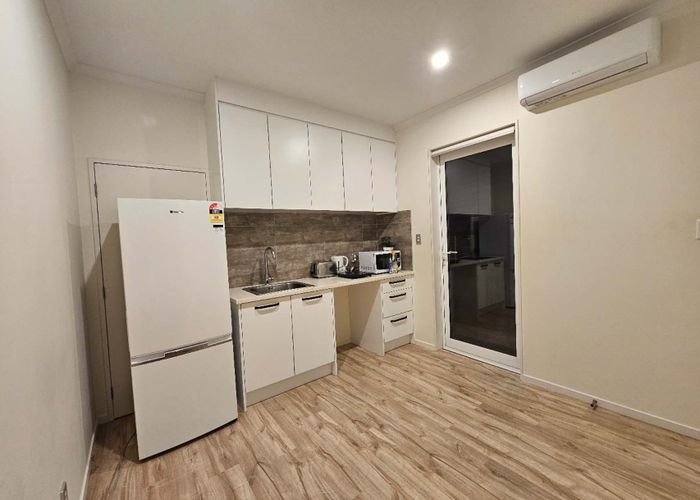  at 183 Flat Bush School Rd, Flat Bush, Manukau City, Auckland