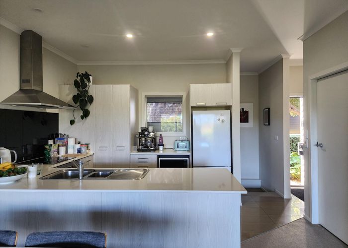  at 16/6 Ronald Street, Strandon, New Plymouth, Taranaki