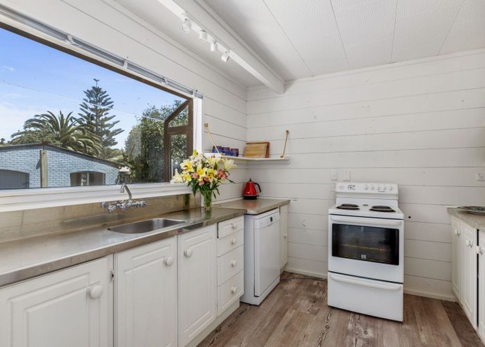  at 112 Blue Pacific Parade, Riversdale Beach, Masterton