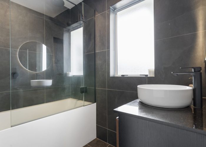  at 1/32 Millen Avenue, Pakuranga, Auckland