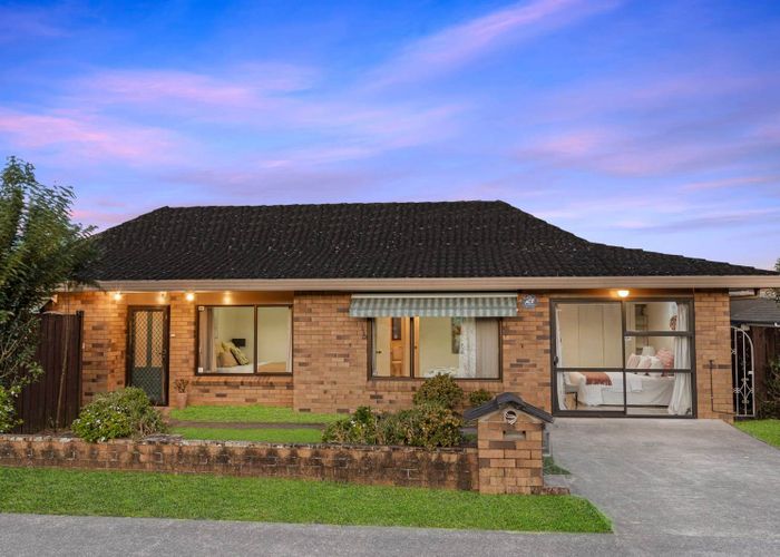  at 8A Dreadon Avenue, Papatoetoe, Auckland