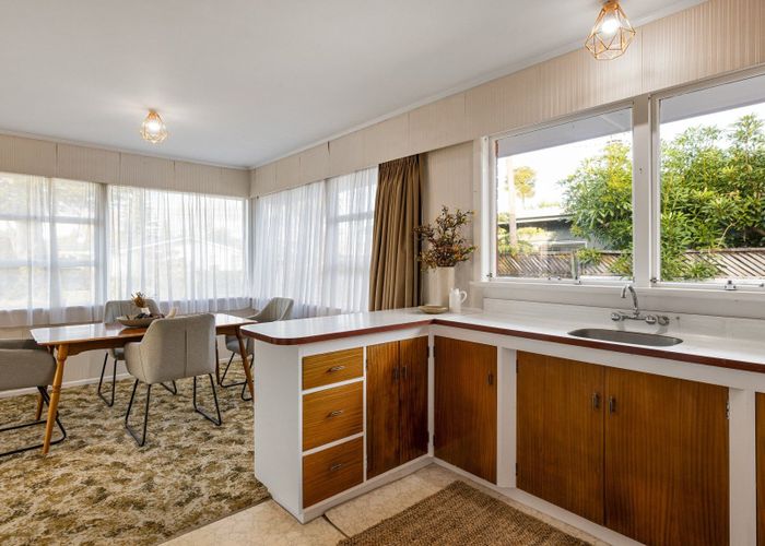  at 23 Regent Street, Silverdale, Hamilton, Waikato