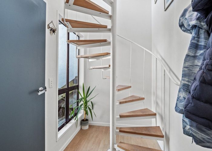  at 5B Wye Place, Fernhill, Queenstown-Lakes, Otago