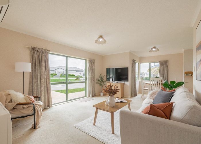  at 5 Royal Fern, Kelvin Grove, Palmerston North, Manawatu / Whanganui