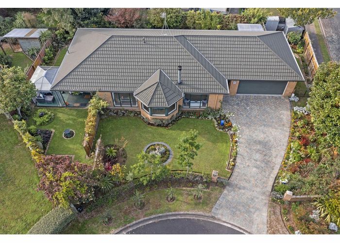  at 40 Forth Crescent, Glenview, Hamilton