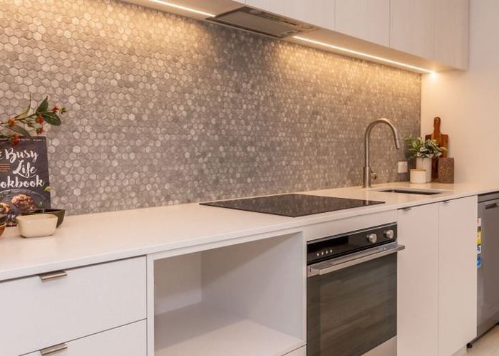  at 1/210 Hereford Street, City Centre, Christchurch City, Canterbury