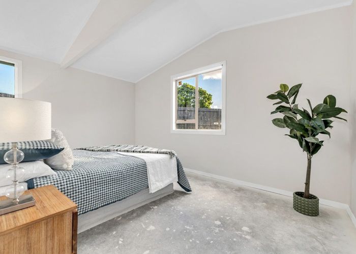  at 21 Oreti Place, Clover Park, Auckland