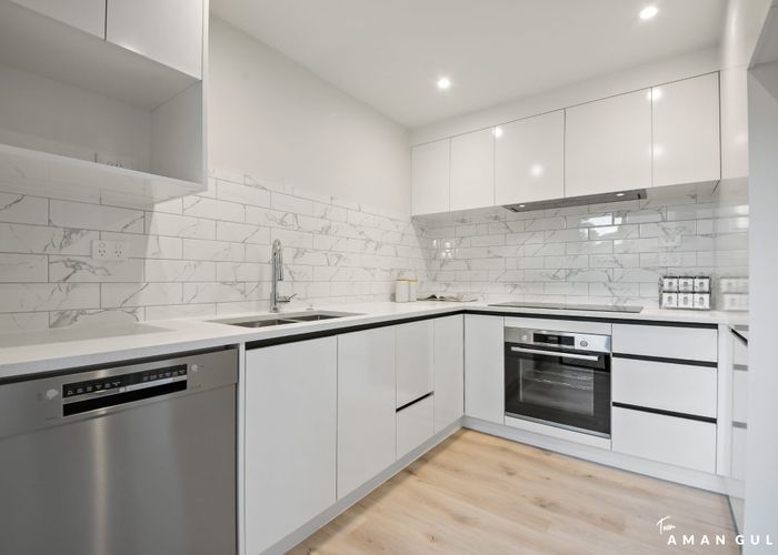 at 3,4 & 5/28 Alberta Street, Point Chevalier, Auckland City, Auckland