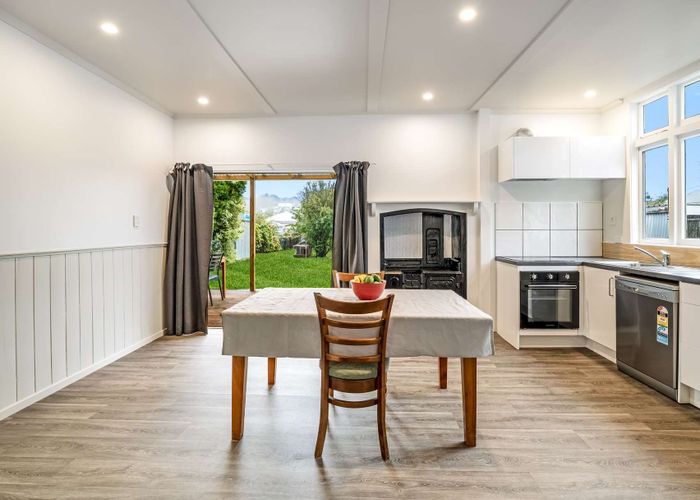  at 42 Seddon Street, Aramoho, Whanganui, Manawatu / Whanganui