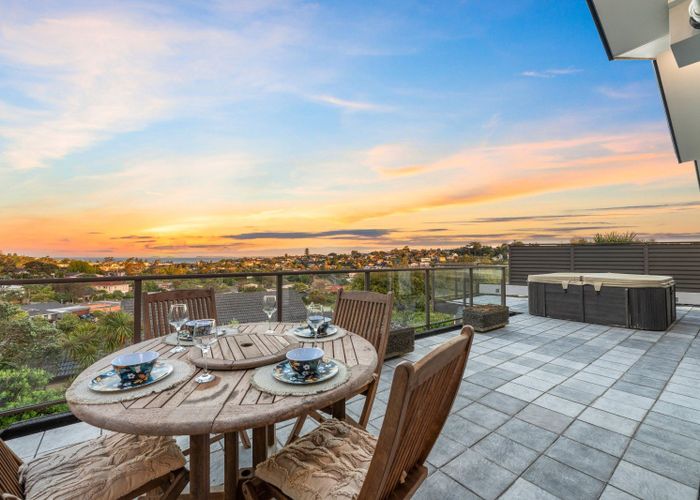  at 36 Montclair Rise, Browns Bay, North Shore City, Auckland