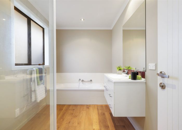  at 124 Wentworth Drive, Rototuna North, Hamilton
