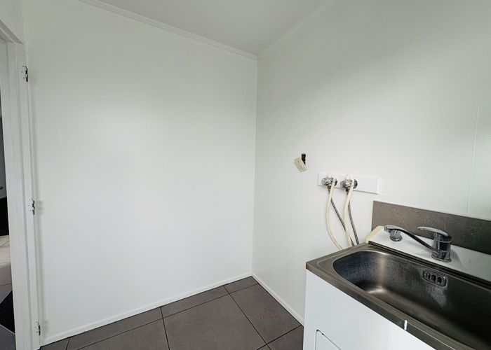  at 43 Acacia street, Kelvin Grove, Palmerston North, Manawatu / Whanganui