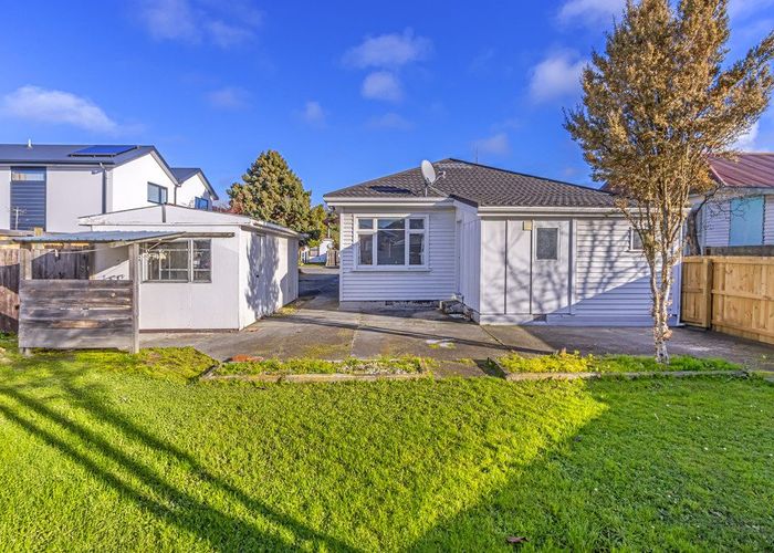  at 1/13 Frederick Street, Waltham, Christchurch City, Canterbury