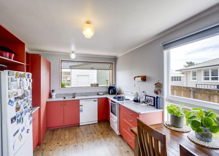  at 32 Skerrett Crescent, Tamatea, Napier