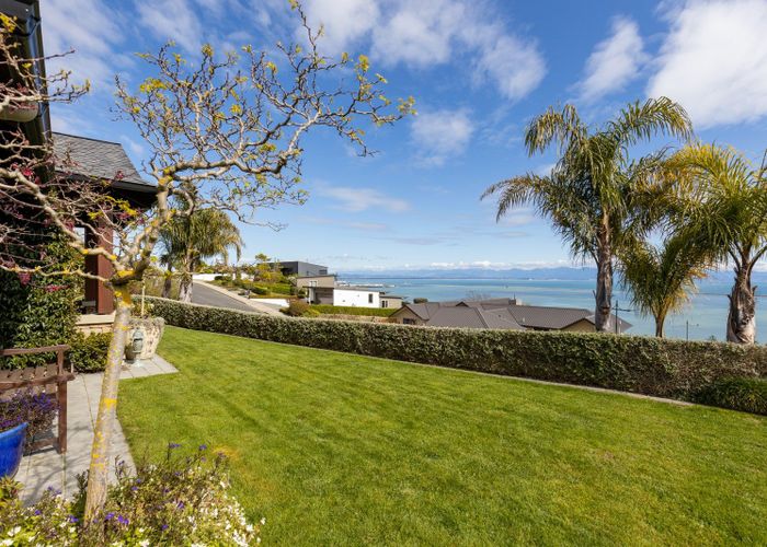  at 5 Sunset Place, Atawhai, Nelson