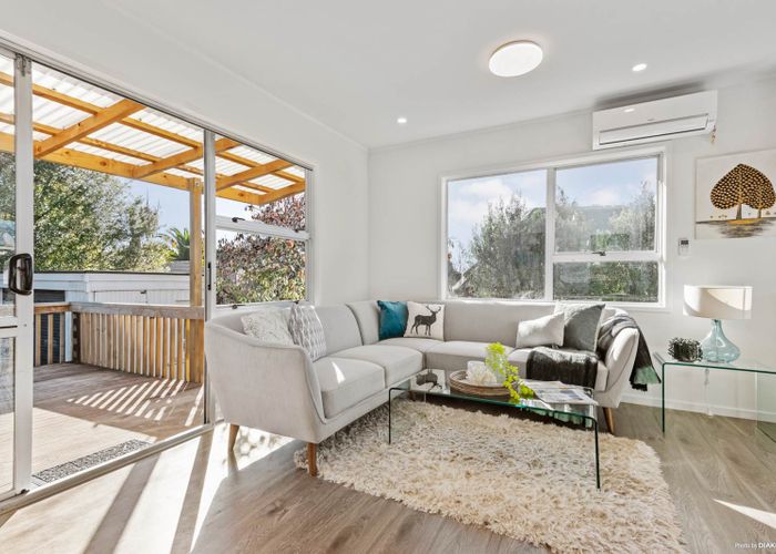  at 3/54 Lynwood Road, New Lynn, Auckland