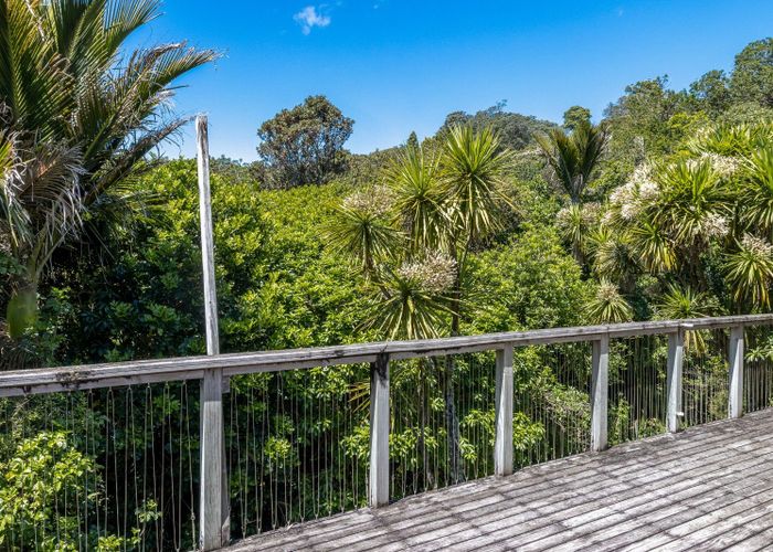  at 39 Victoria Road South, Onetangi, Waiheke Island, Auckland