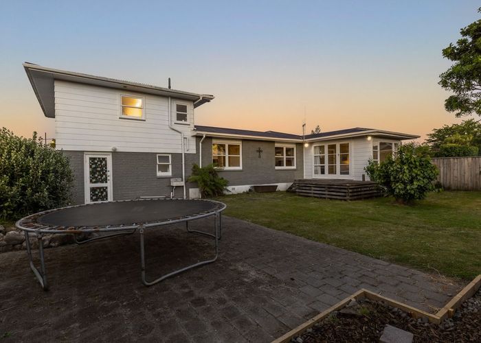  at 42 Kennedy Drive, Levin, Levin