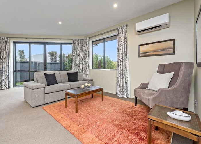  at 16 Lloyds Close, Rolleston, Rolleston