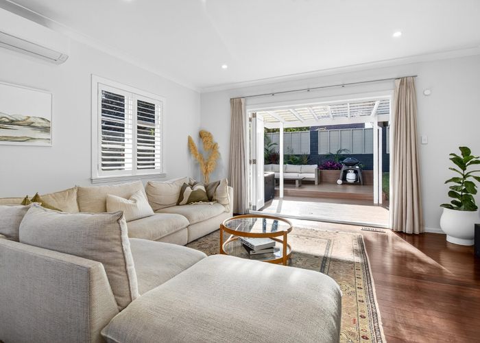  at 54 Alberta Street, Point Chevalier, Auckland City, Auckland