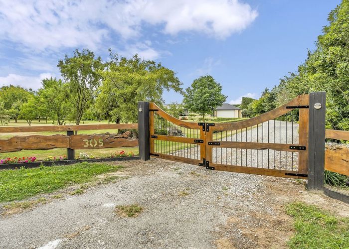  at 305 Newtons Road, Christchurch