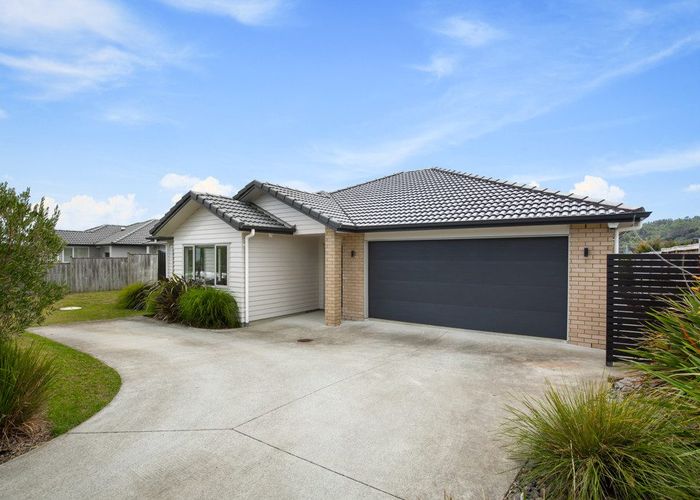  at 5 Raymond Grace Avenue, Huapai, Kumeu