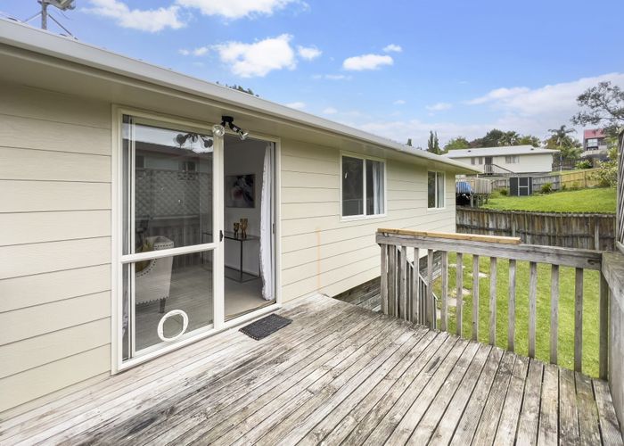  at 12A Maywood Crescent, Glen Eden, Auckland