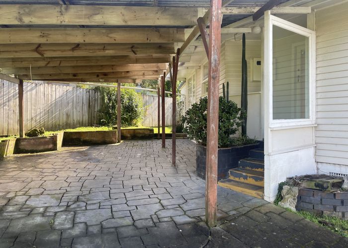  at 32 Bruce Road, Glenfield, North Shore City, Auckland