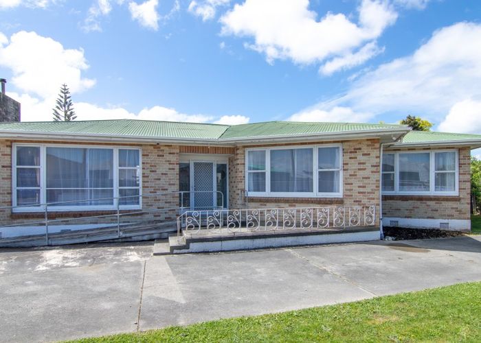  at 396 Tremaine Avenue, Takaro, Palmerston North