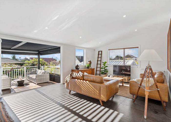  at 4 Fontenoy Street, Mount Albert, Auckland City, Auckland