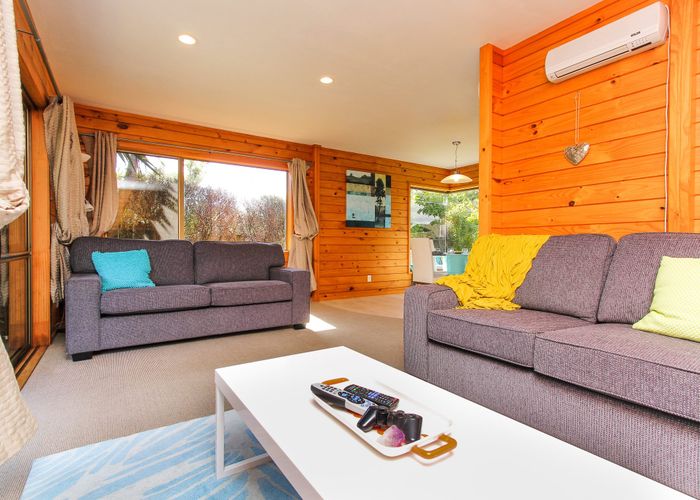  at 1/21 Channing Crest, Botany Downs, Manukau City, Auckland