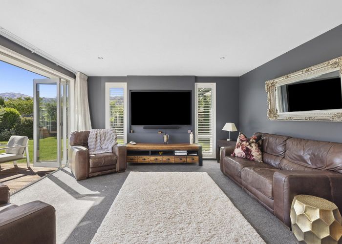  at 22 Ethereal Crescent, Mount Pisa