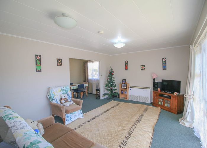  at 121 Dunbeath Crescent, Kew, Invercargill