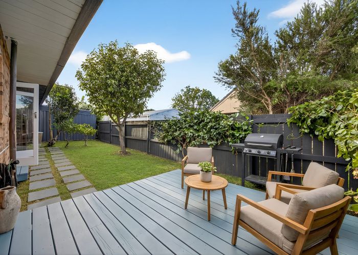  at 2/783 Te Atatu Road, Te Atatu Peninsula, Waitakere City, Auckland