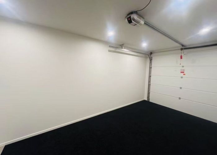  at 44 Edgeworth Road, Glenfield, North Shore City, Auckland