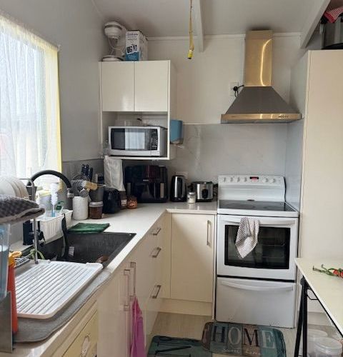  at 16B Totaravale Drive, Totara Vale, North Shore City, Auckland