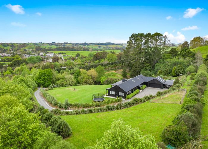  at 7 Tamahunga Drive, Matakana, Rodney, Auckland