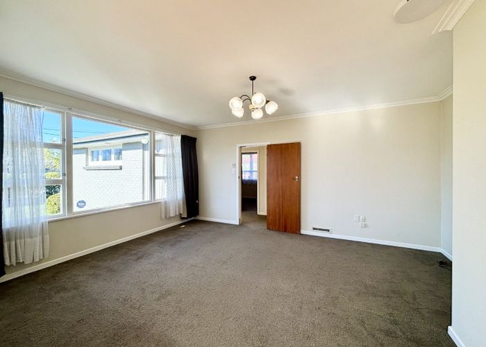  at 25 Beech Crescent, Hillcrest, Hamilton